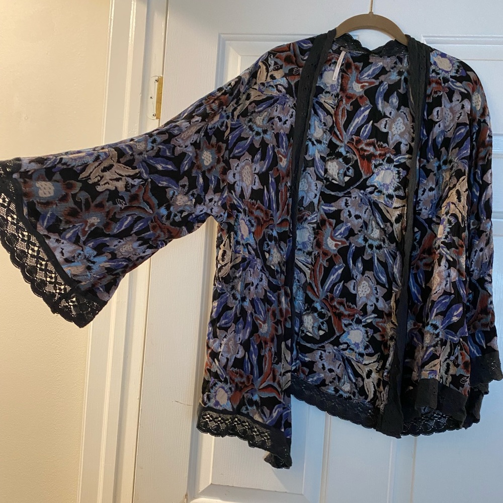 🖤Free People Shawl🖤
